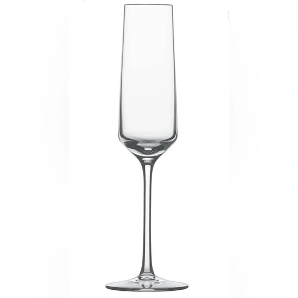 Schott Zwiesel champagne flute like new, marked great replacement!